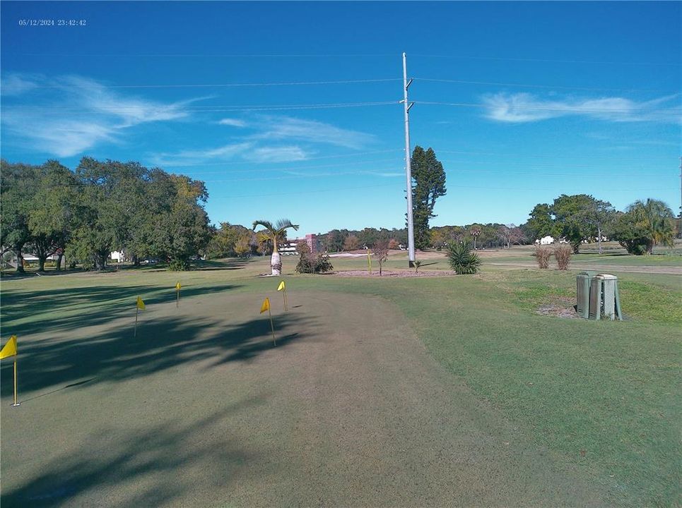 待售: $93,000 (1 贝兹, 1 浴室, 825 平方英尺)