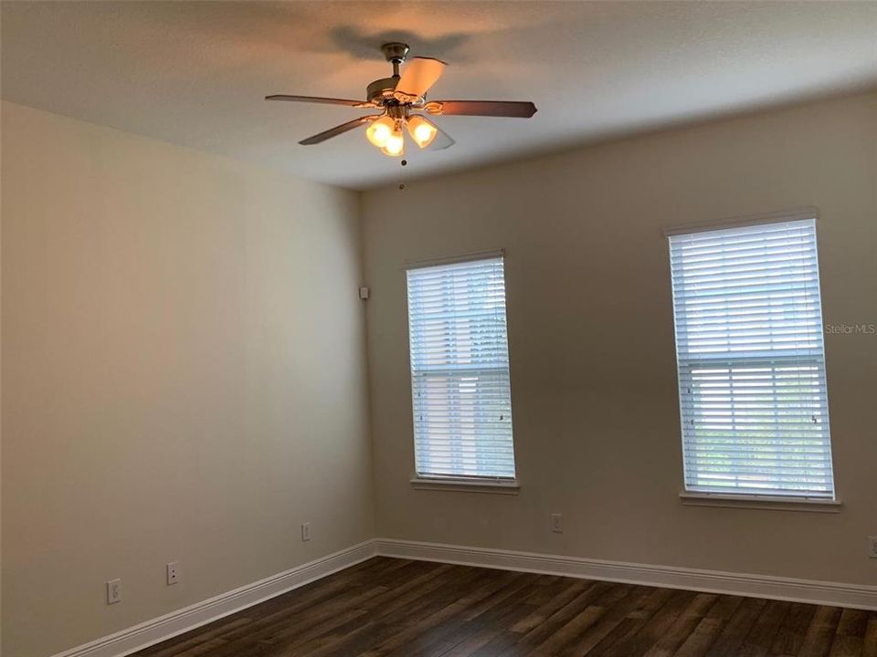 出租: $2,800 (4 贝兹, 3 浴室, 2168 平方英尺)