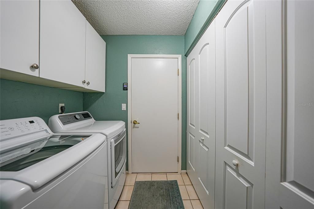 En Venta: $525,000 (3 camas, 2 baños, 2246 Pies cuadrados)