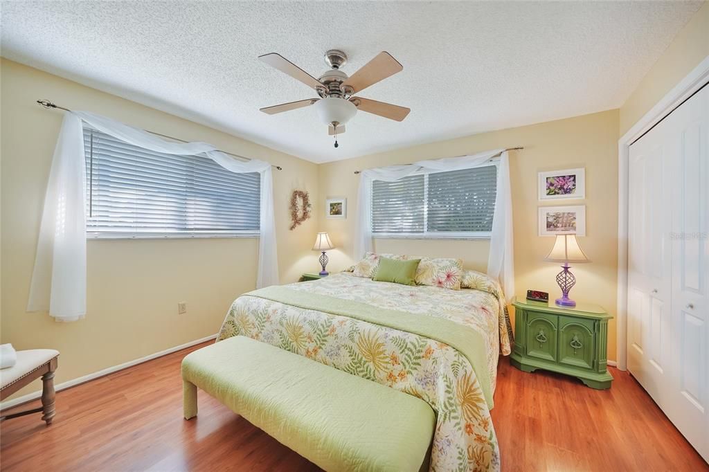 En Venta: $525,000 (3 camas, 2 baños, 2246 Pies cuadrados)