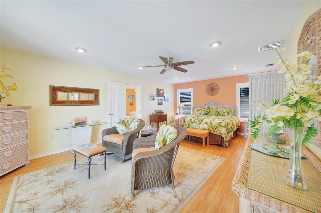 En Venta: $525,000 (3 camas, 2 baños, 2246 Pies cuadrados)