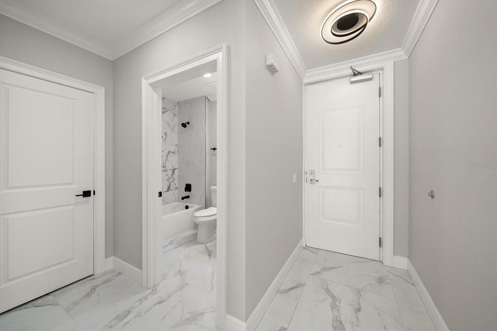 For Sale: $1,015,000 (3 beds, 2 baths, 1965 Square Feet)