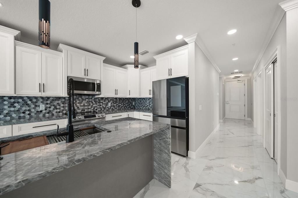 For Sale: $1,015,000 (3 beds, 2 baths, 1965 Square Feet)