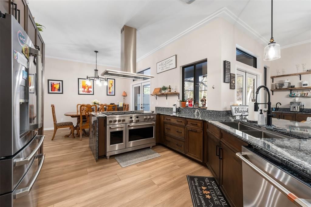 待售: $620,000 (4 贝兹, 3 浴室, 2540 平方英尺)