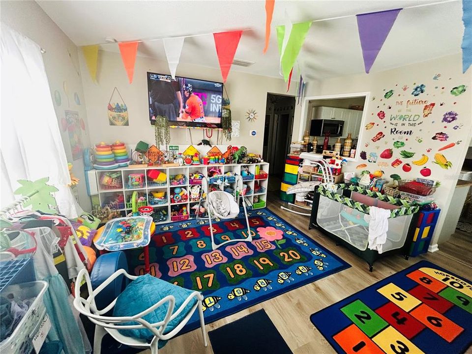 En Venta: $315,000 (3 camas, 1 baños, 955 Pies cuadrados)