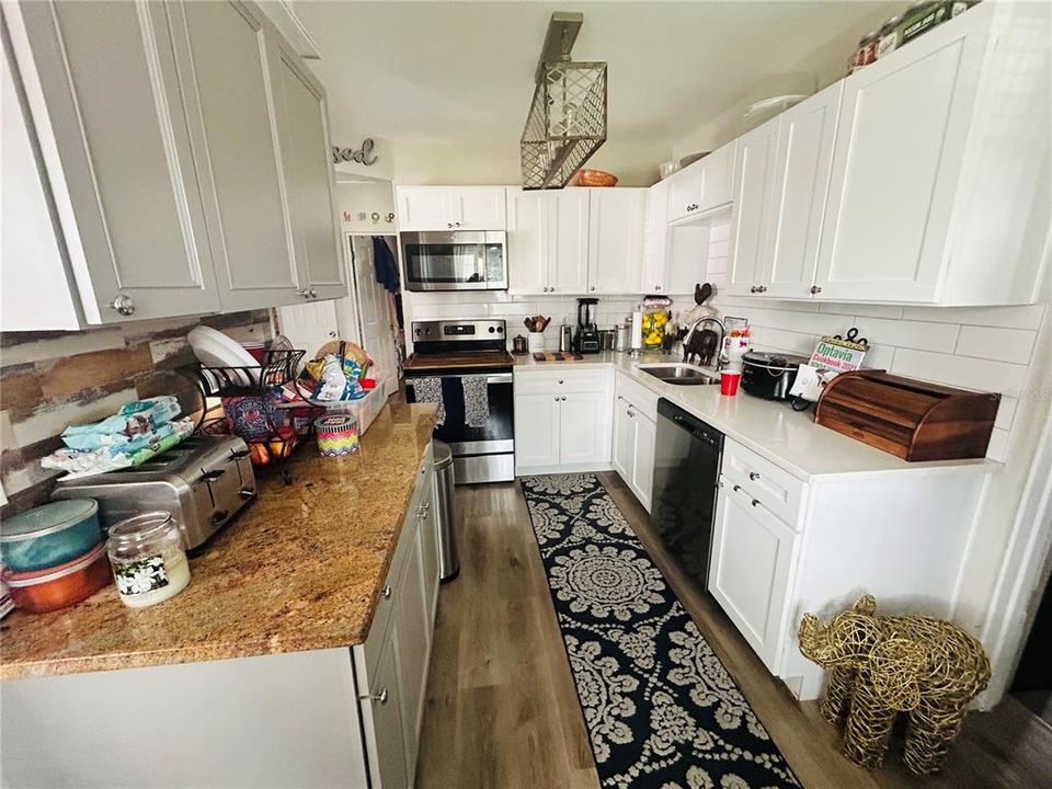 En Venta: $315,000 (3 camas, 1 baños, 955 Pies cuadrados)