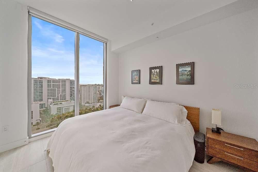 For Sale: $1,590,000 (2 beds, 2 baths, 1578 Square Feet)