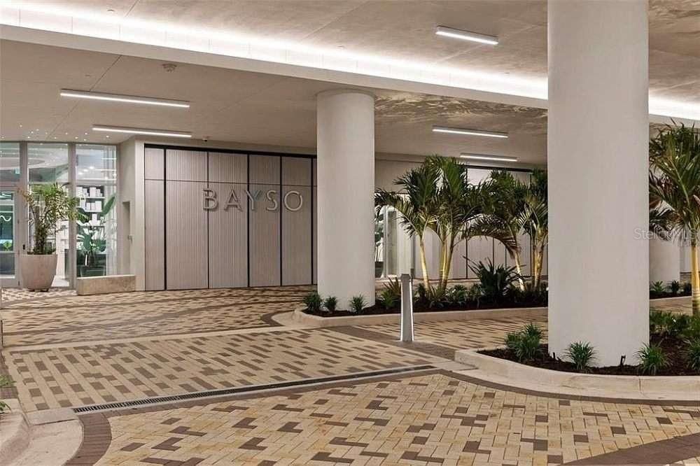 For Sale: $1,590,000 (2 beds, 2 baths, 1578 Square Feet)