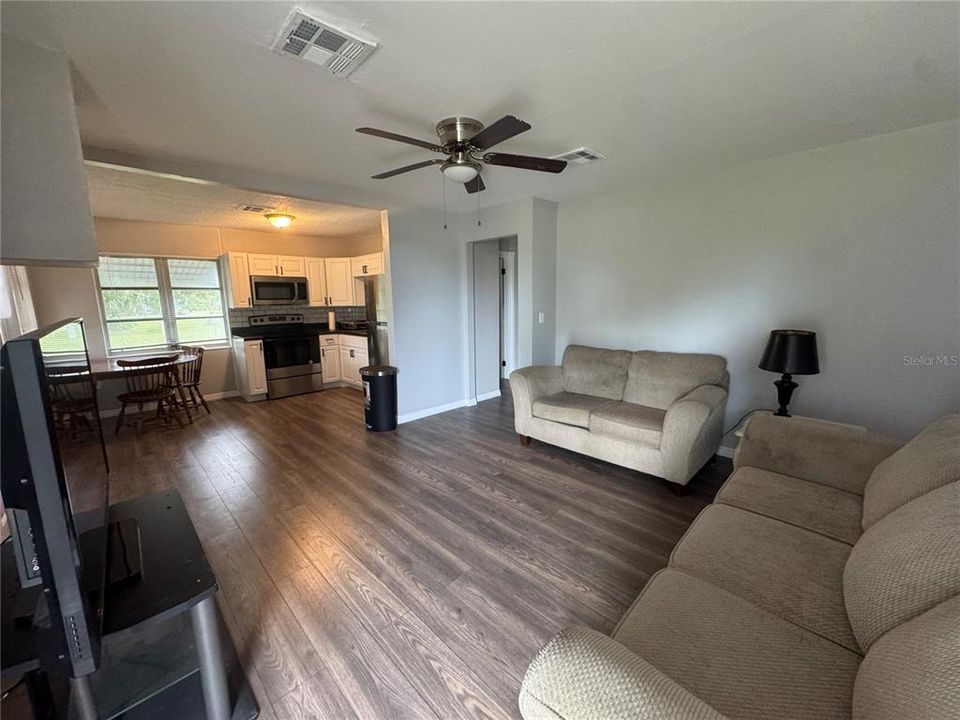 En Venta: $149,000 (3 camas, 2 baños, 840 Pies cuadrados)