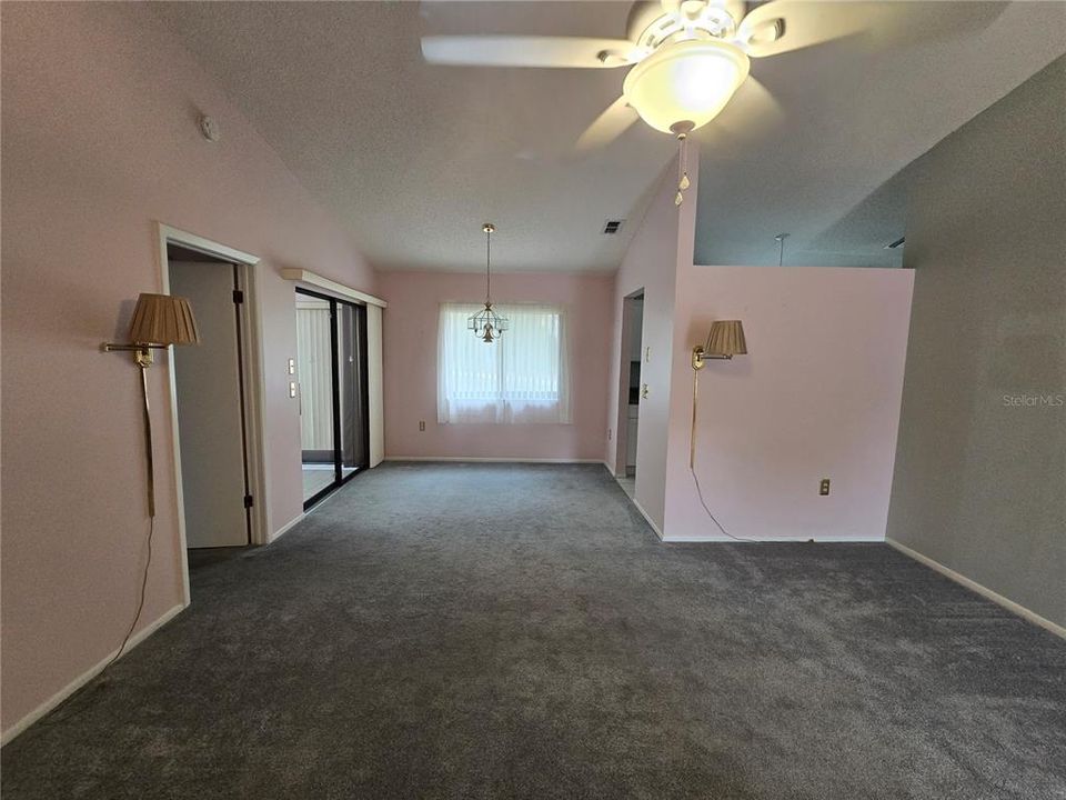 For Rent: $1,450 (2 beds, 2 baths, 1103 Square Feet)