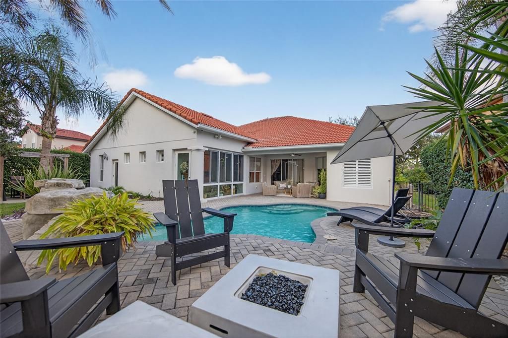 待售: $995,000 (5 贝兹, 3 浴室, 2843 平方英尺)