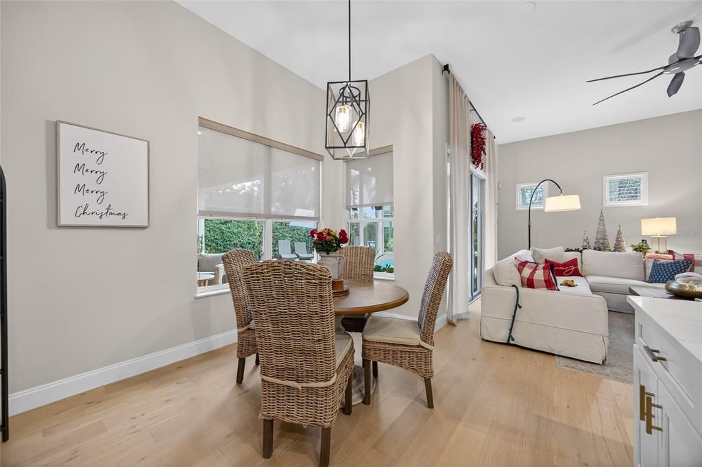 待售: $995,000 (5 贝兹, 3 浴室, 2843 平方英尺)