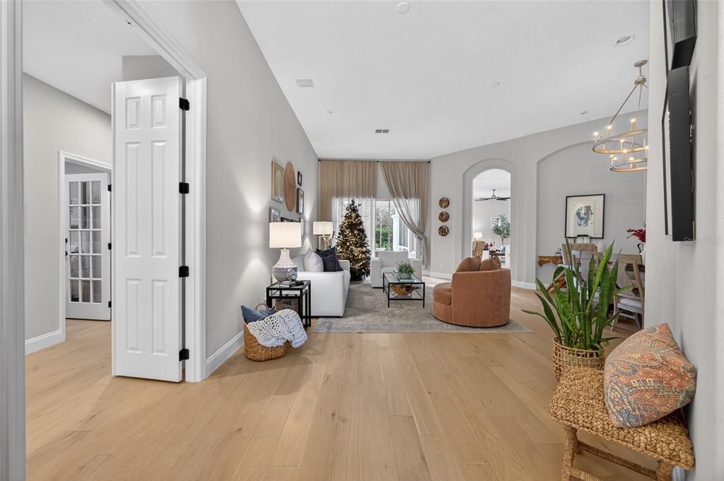 待售: $995,000 (5 贝兹, 3 浴室, 2843 平方英尺)