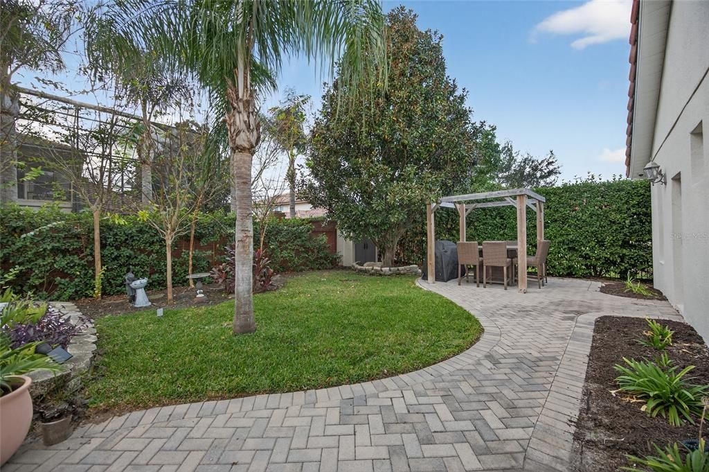 待售: $995,000 (5 贝兹, 3 浴室, 2843 平方英尺)