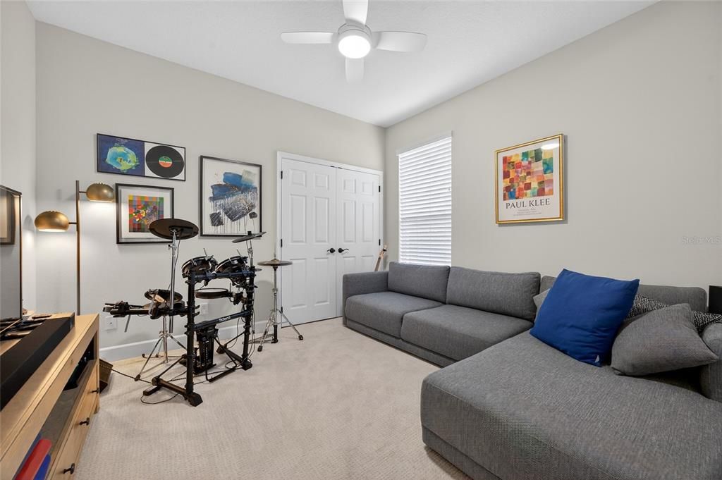 待售: $995,000 (5 贝兹, 3 浴室, 2843 平方英尺)