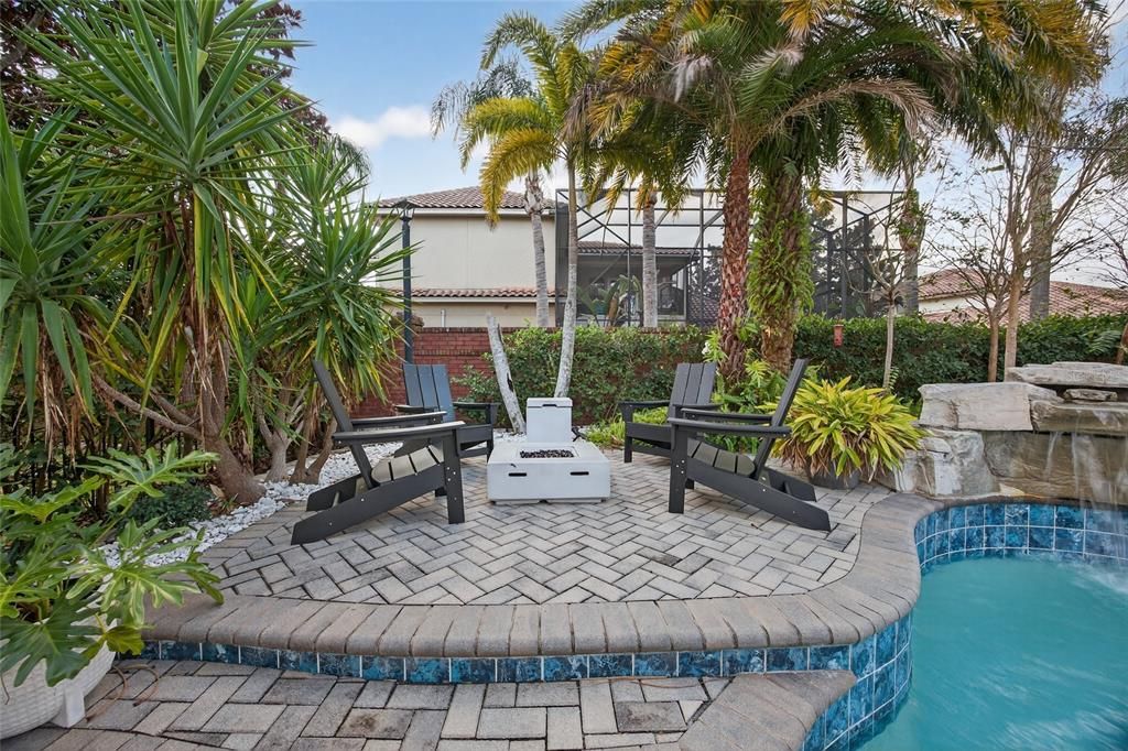 待售: $995,000 (5 贝兹, 3 浴室, 2843 平方英尺)