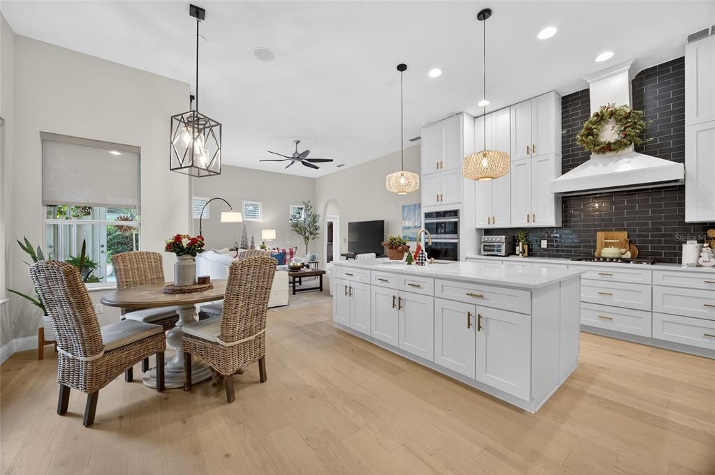 待售: $995,000 (5 贝兹, 3 浴室, 2843 平方英尺)