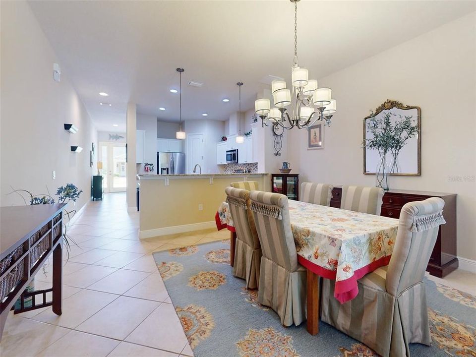 待售: $421,500 (2 贝兹, 2 浴室, 1916 平方英尺)