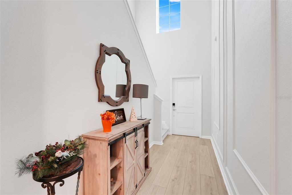 待售: $499,900 (5 贝兹, 2 浴室, 2370 平方英尺)