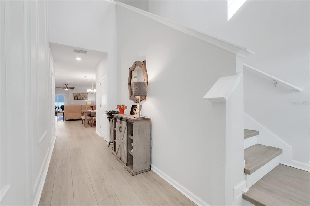 待售: $499,900 (5 贝兹, 2 浴室, 2370 平方英尺)