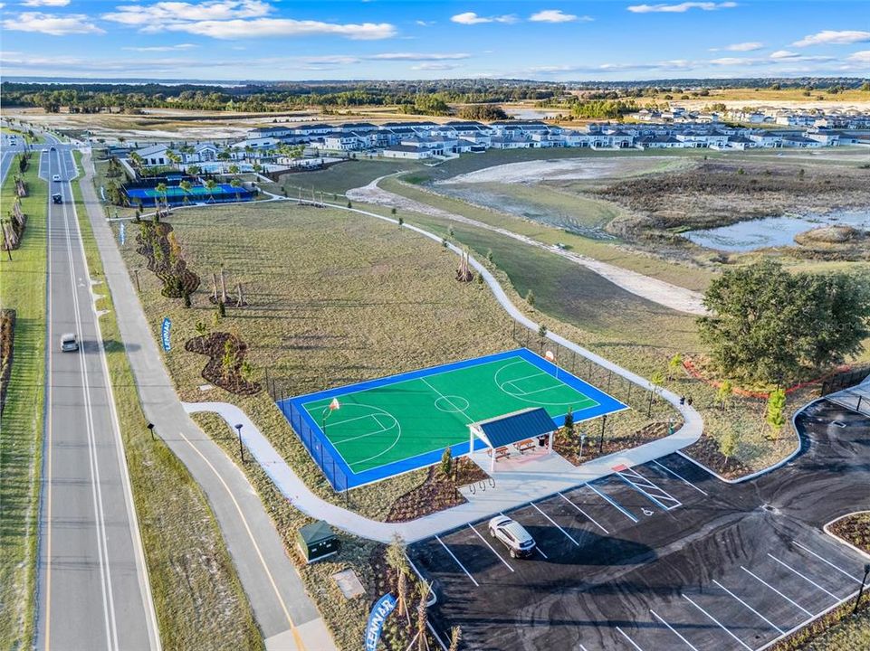 待售: $499,900 (5 贝兹, 2 浴室, 2370 平方英尺)