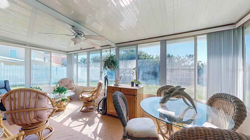 For Sale: $429,900 (3 beds, 2 baths, 1514 Square Feet)