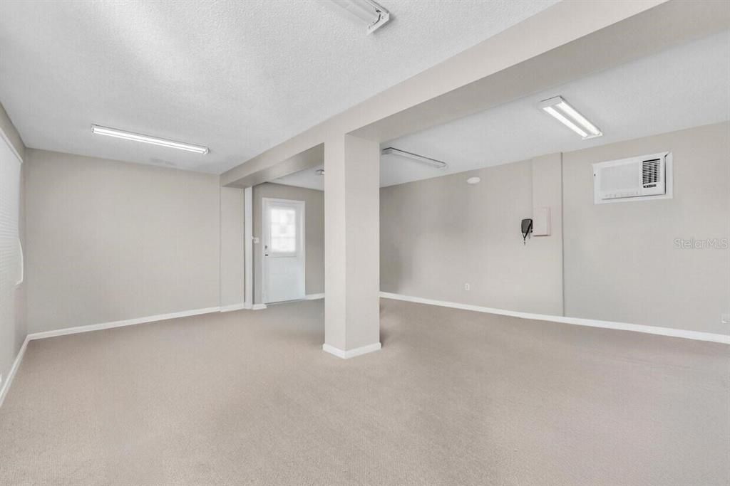 En Venta: $850,000 (2 camas, 2 baños, 2800 Pies cuadrados)