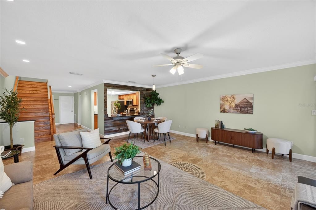 En Venta: $329,000 (2 camas, 2 baños, 1470 Pies cuadrados)