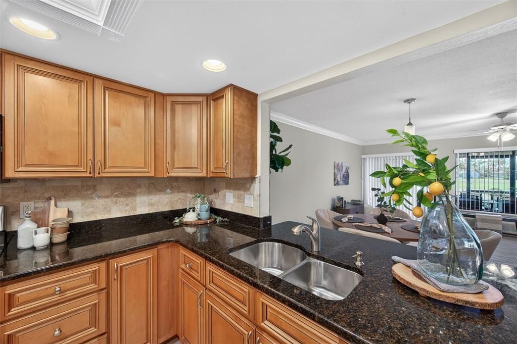 En Venta: $329,000 (2 camas, 2 baños, 1470 Pies cuadrados)