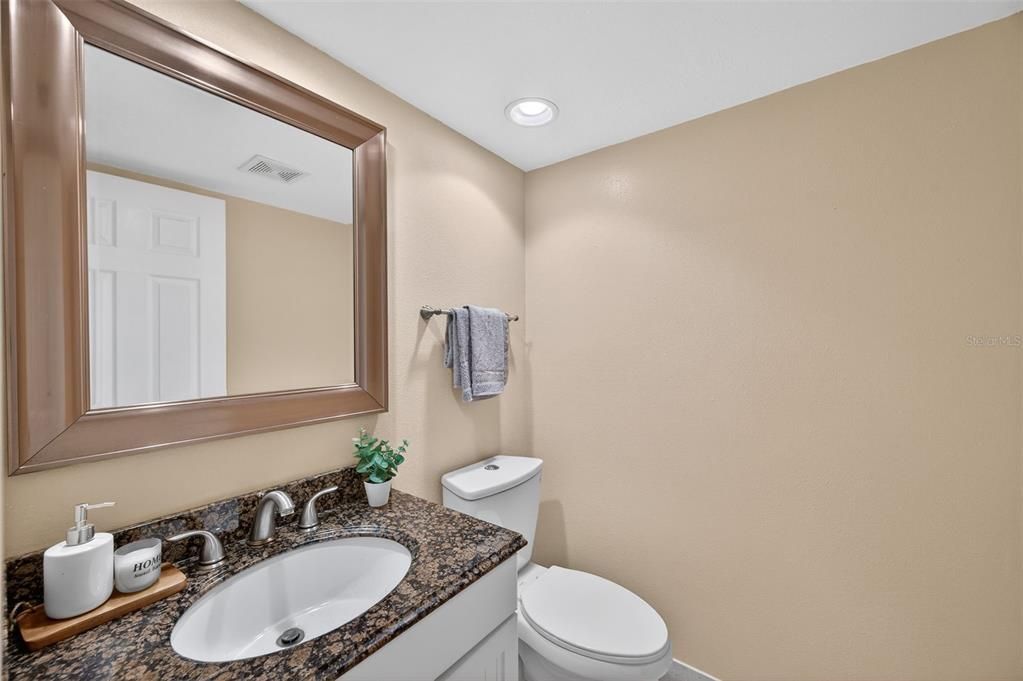 En Venta: $329,000 (2 camas, 2 baños, 1470 Pies cuadrados)