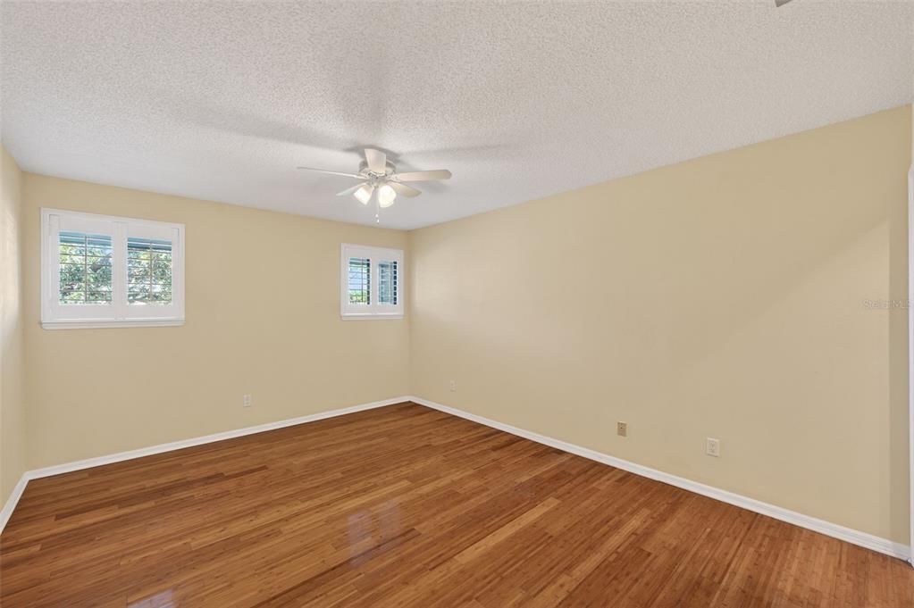 En Venta: $329,000 (2 camas, 2 baños, 1470 Pies cuadrados)