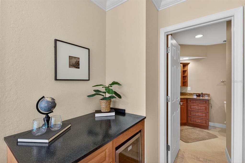 En Venta: $329,000 (2 camas, 2 baños, 1470 Pies cuadrados)