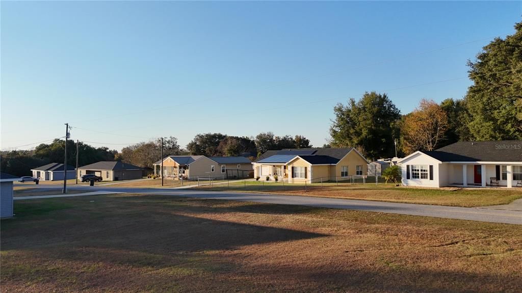 待售: $32,900 (0.25 acres)