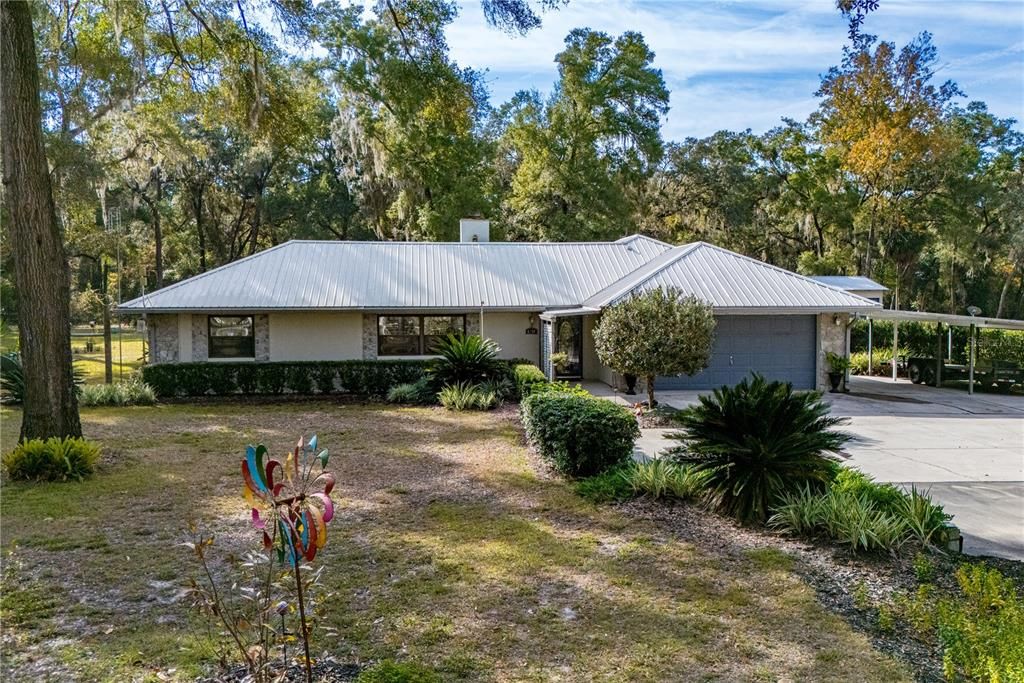 For Sale: $495,000 (3 beds, 2 baths, 1714 Square Feet)