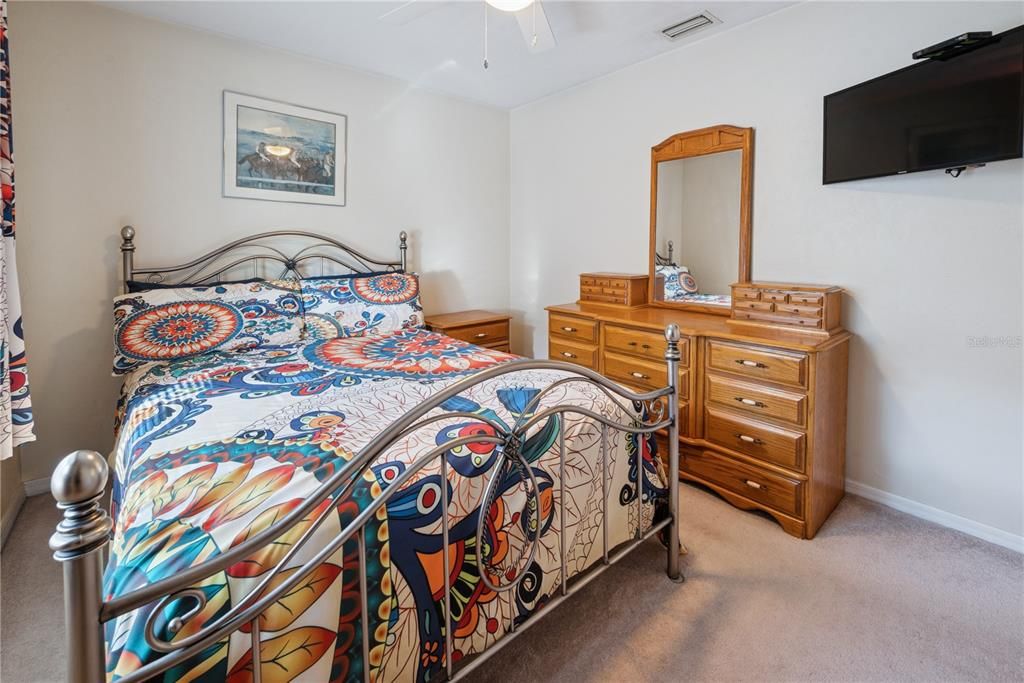 For Sale: $495,000 (3 beds, 2 baths, 1714 Square Feet)