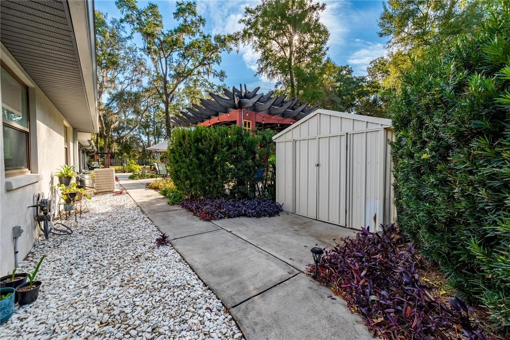 For Sale: $495,000 (3 beds, 2 baths, 1714 Square Feet)