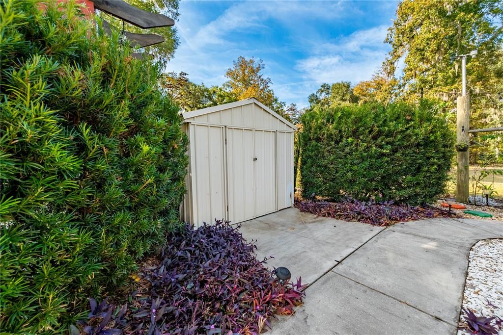 For Sale: $495,000 (3 beds, 2 baths, 1714 Square Feet)