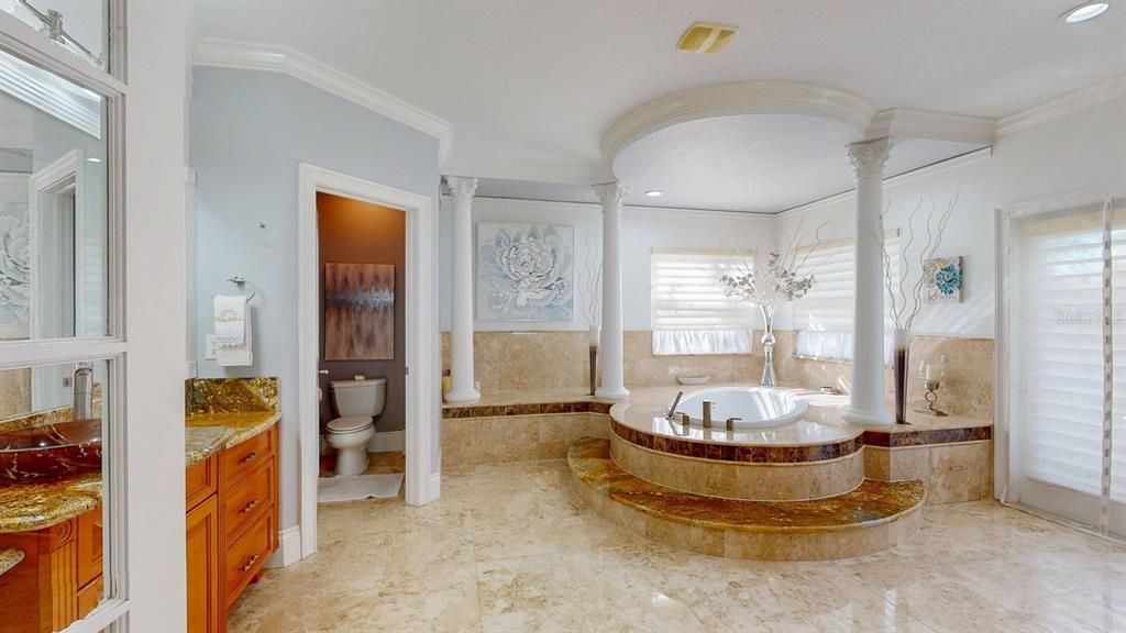 En Venta: $3,399,000 (6 camas, 5 baños, 5837 Pies cuadrados)