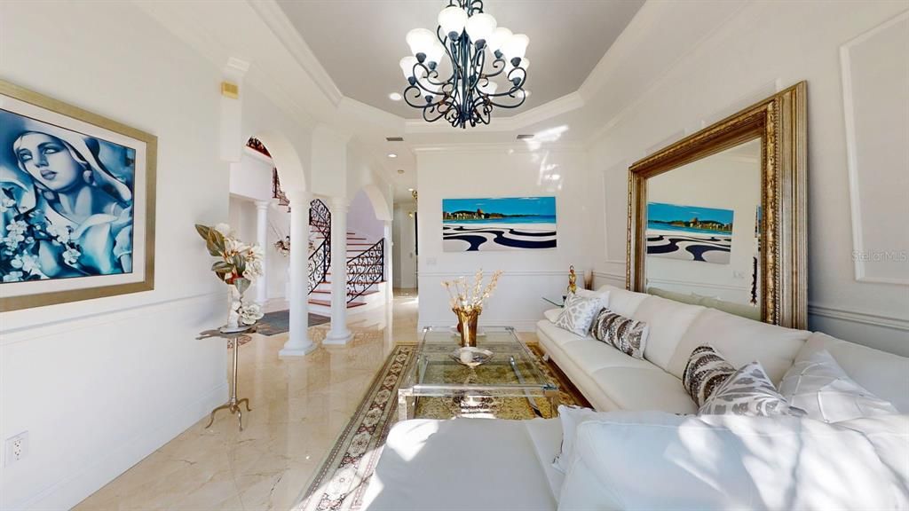 En Venta: $3,399,000 (6 camas, 5 baños, 5837 Pies cuadrados)