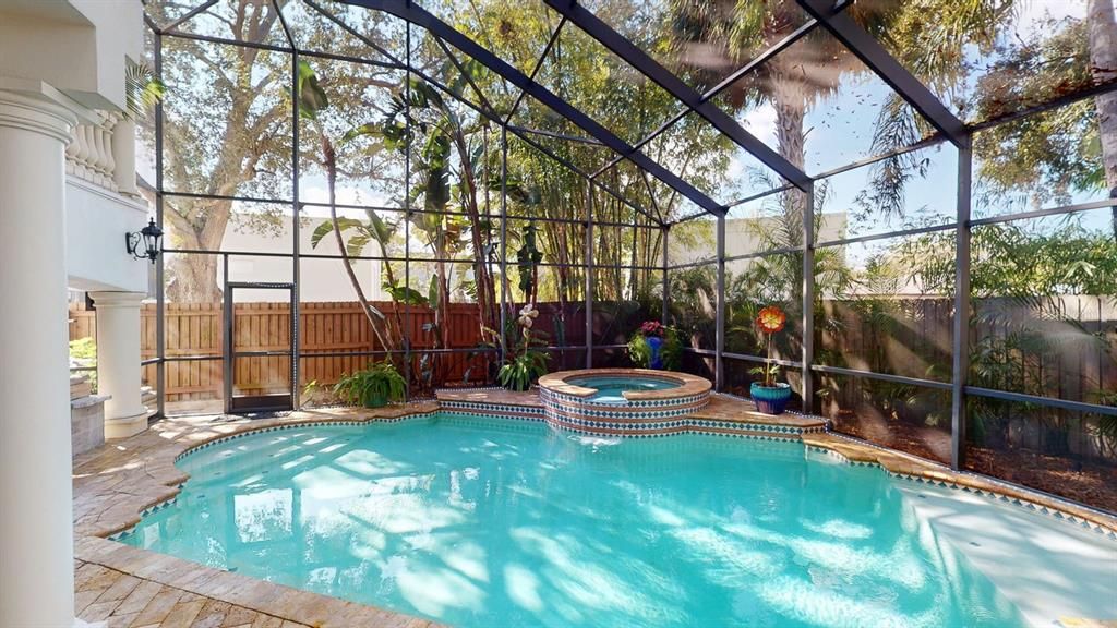 En Venta: $3,399,000 (6 camas, 5 baños, 5837 Pies cuadrados)