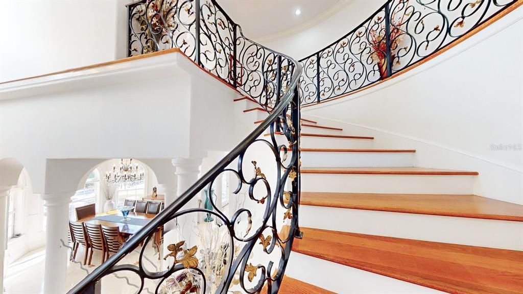 En Venta: $3,399,000 (6 camas, 5 baños, 5837 Pies cuadrados)