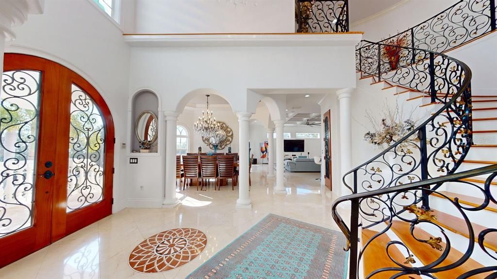 En Venta: $3,399,000 (6 camas, 5 baños, 5837 Pies cuadrados)