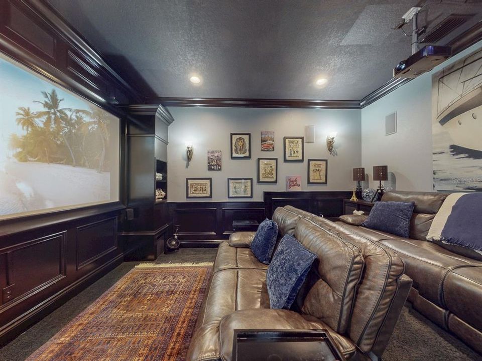 En Venta: $3,399,000 (6 camas, 5 baños, 5837 Pies cuadrados)