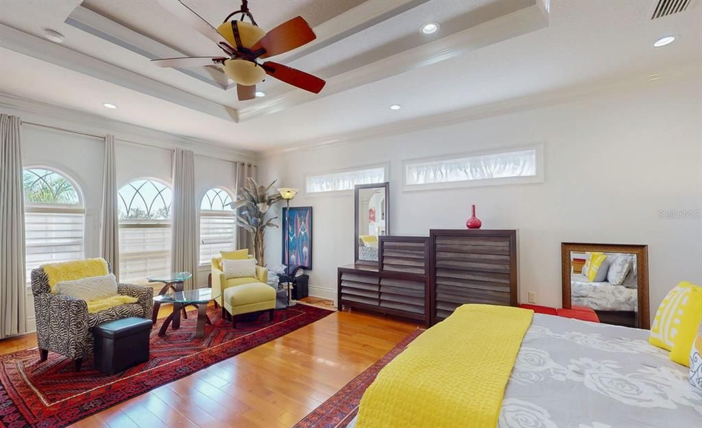 En Venta: $3,399,000 (6 camas, 5 baños, 5837 Pies cuadrados)