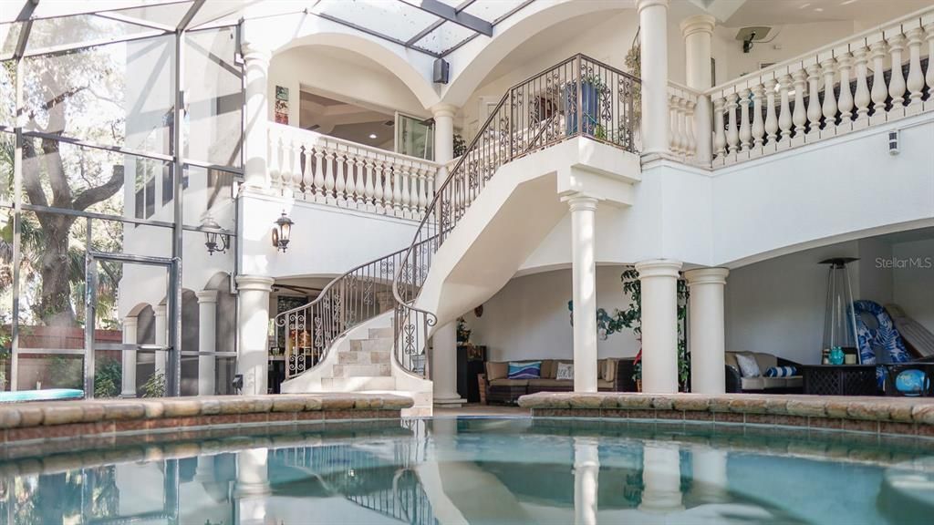 En Venta: $3,399,000 (6 camas, 5 baños, 5837 Pies cuadrados)