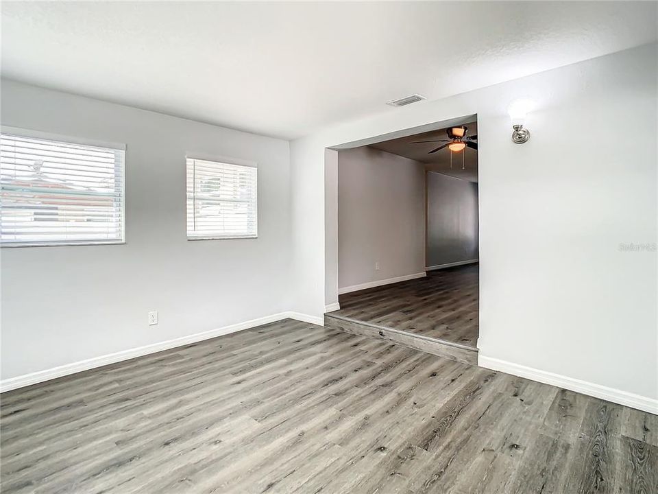 En Venta: $470,000 (3 camas, 2 baños, 1277 Pies cuadrados)