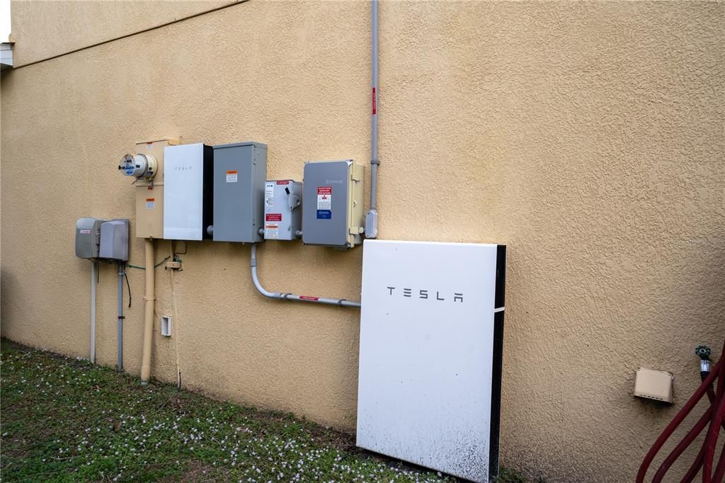 待售: $447,900 (4 贝兹, 2 浴室, 2700 平方英尺)