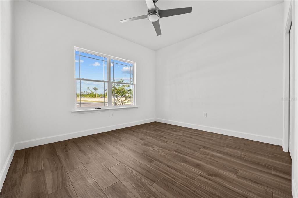 待售: $472,900 (4 贝兹, 3 浴室, 1900 平方英尺)