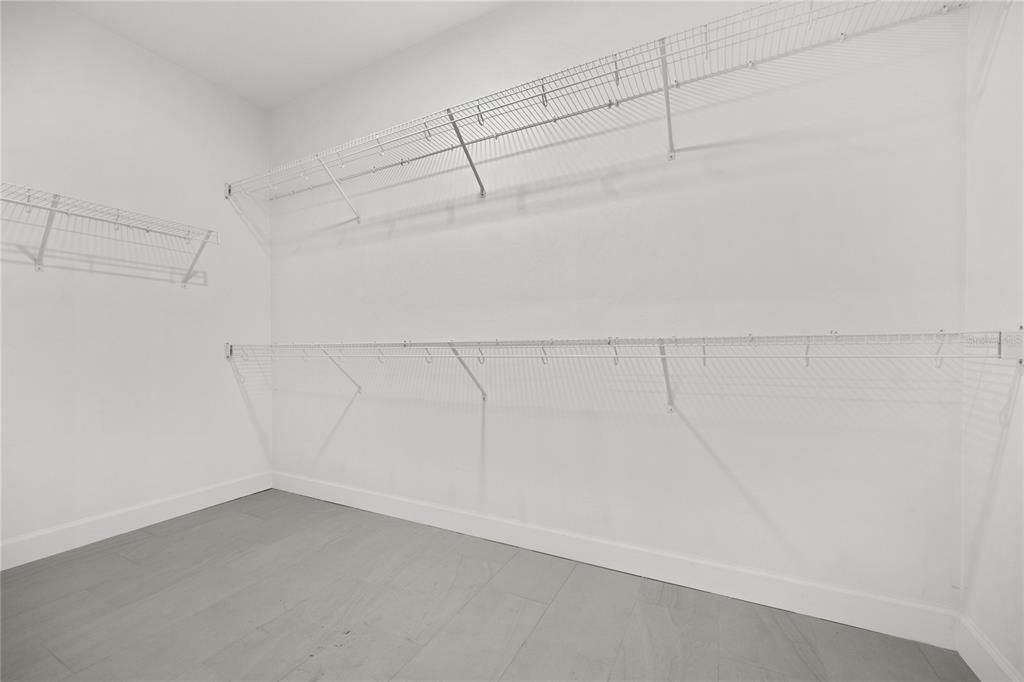 待售: $472,900 (4 贝兹, 3 浴室, 1900 平方英尺)