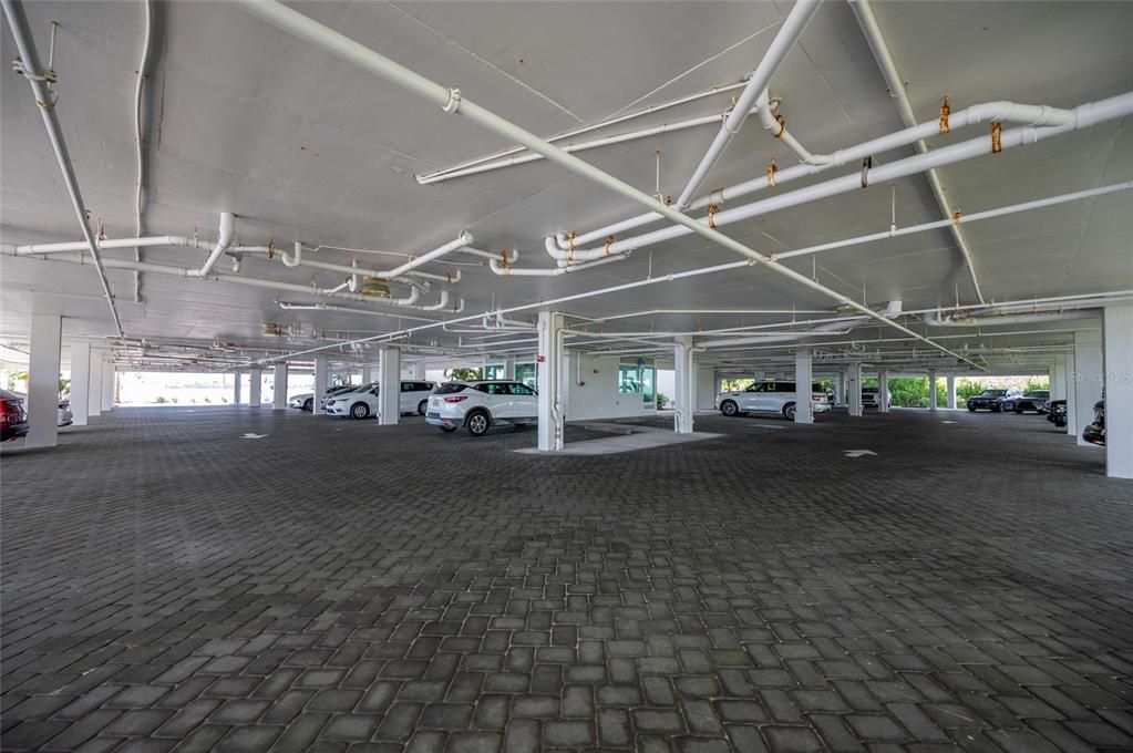 For Rent: $2,300 (3 beds, 2 baths, 1384 Square Feet)